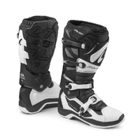 Forma Pilot Boots Black White 